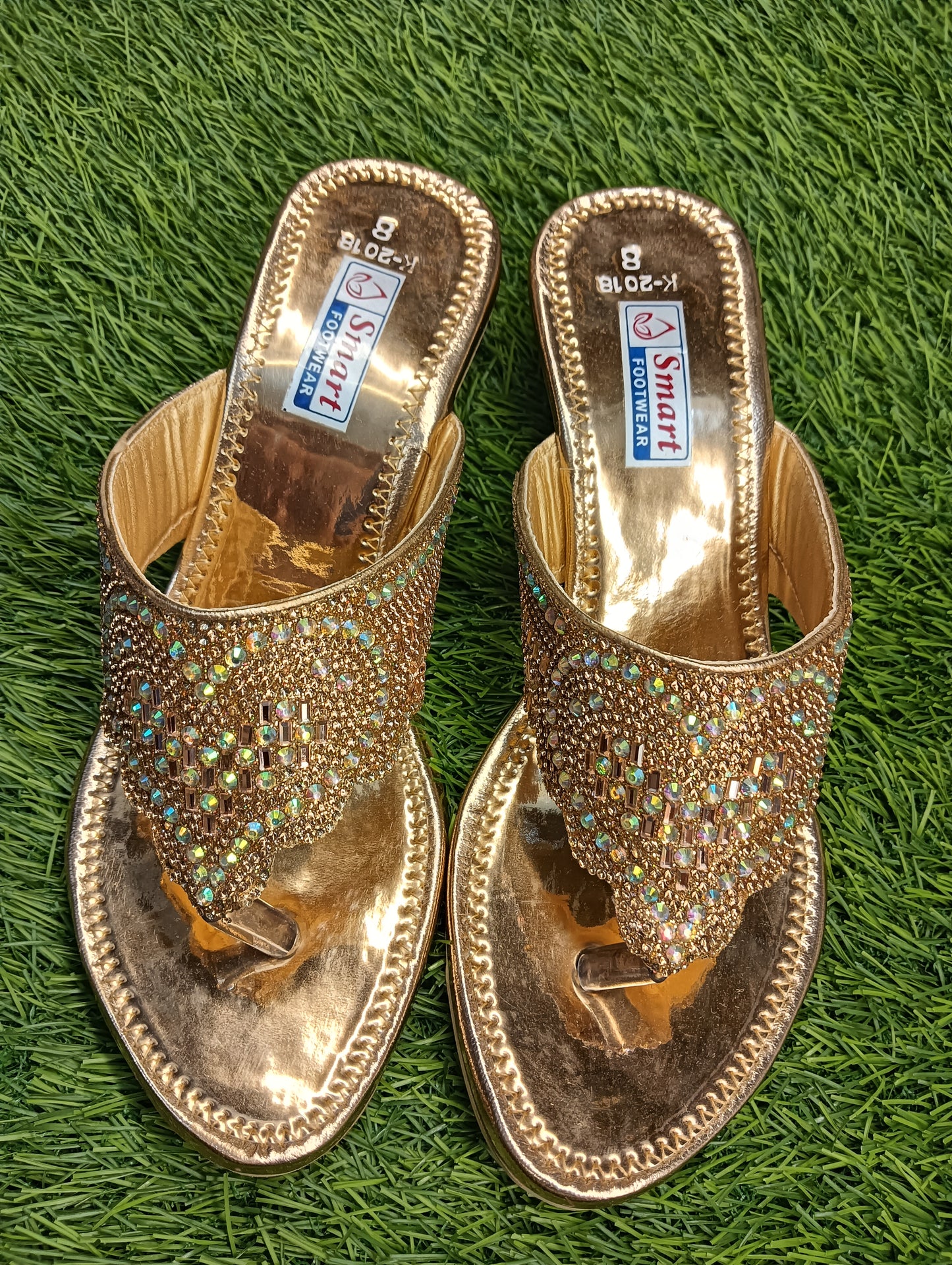 K.2018 Dhulan Sandal Normal hill & party Wear Sandal (Warranty For sole, Heel , Tapi And Pasting up to 90 days ) From Date of Purchaase.