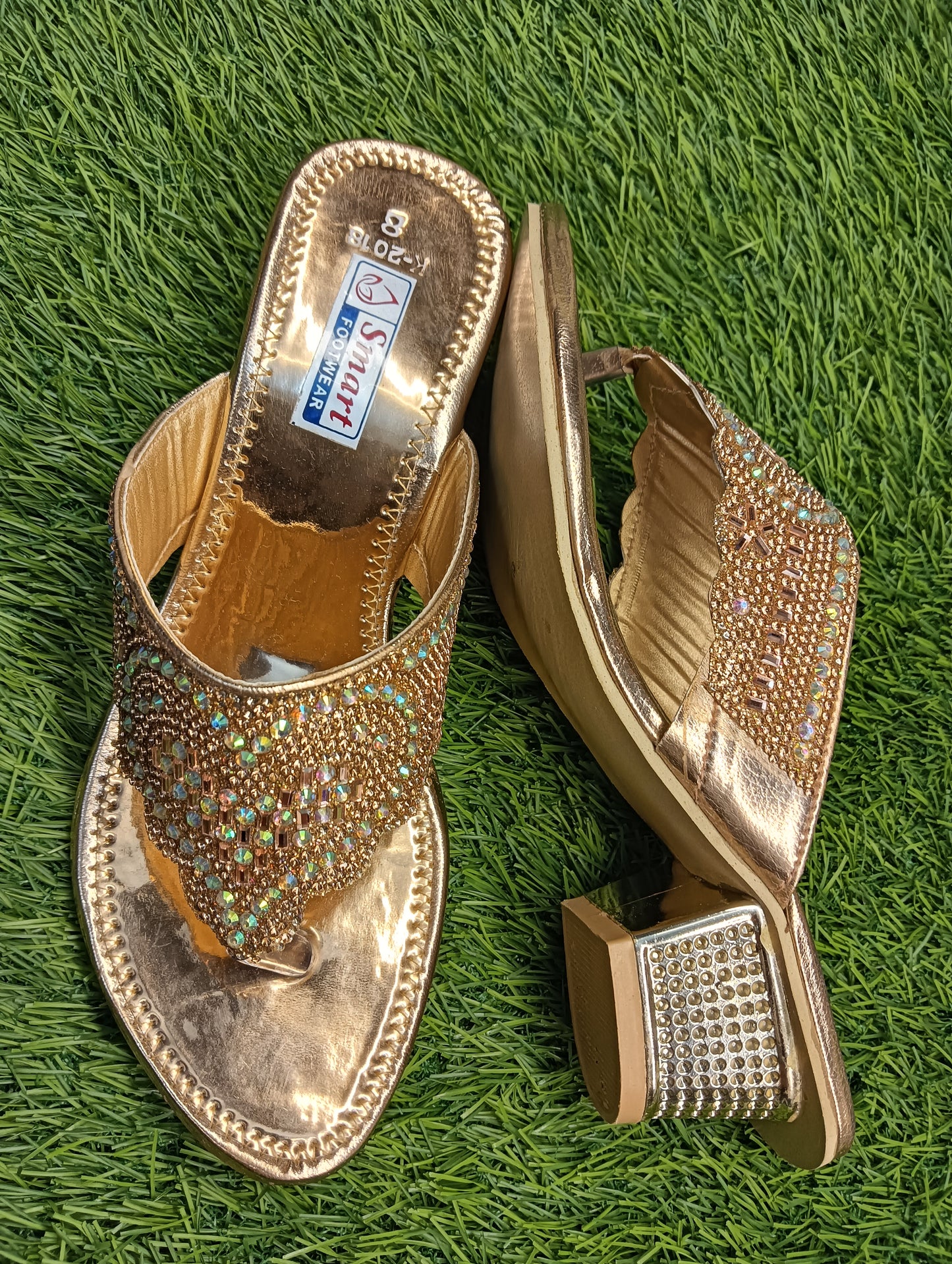K.2018 Dhulan Sandal Normal hill & party Wear Sandal (Warranty For sole, Heel , Tapi And Pasting up to 90 days ) From Date of Purchaase.