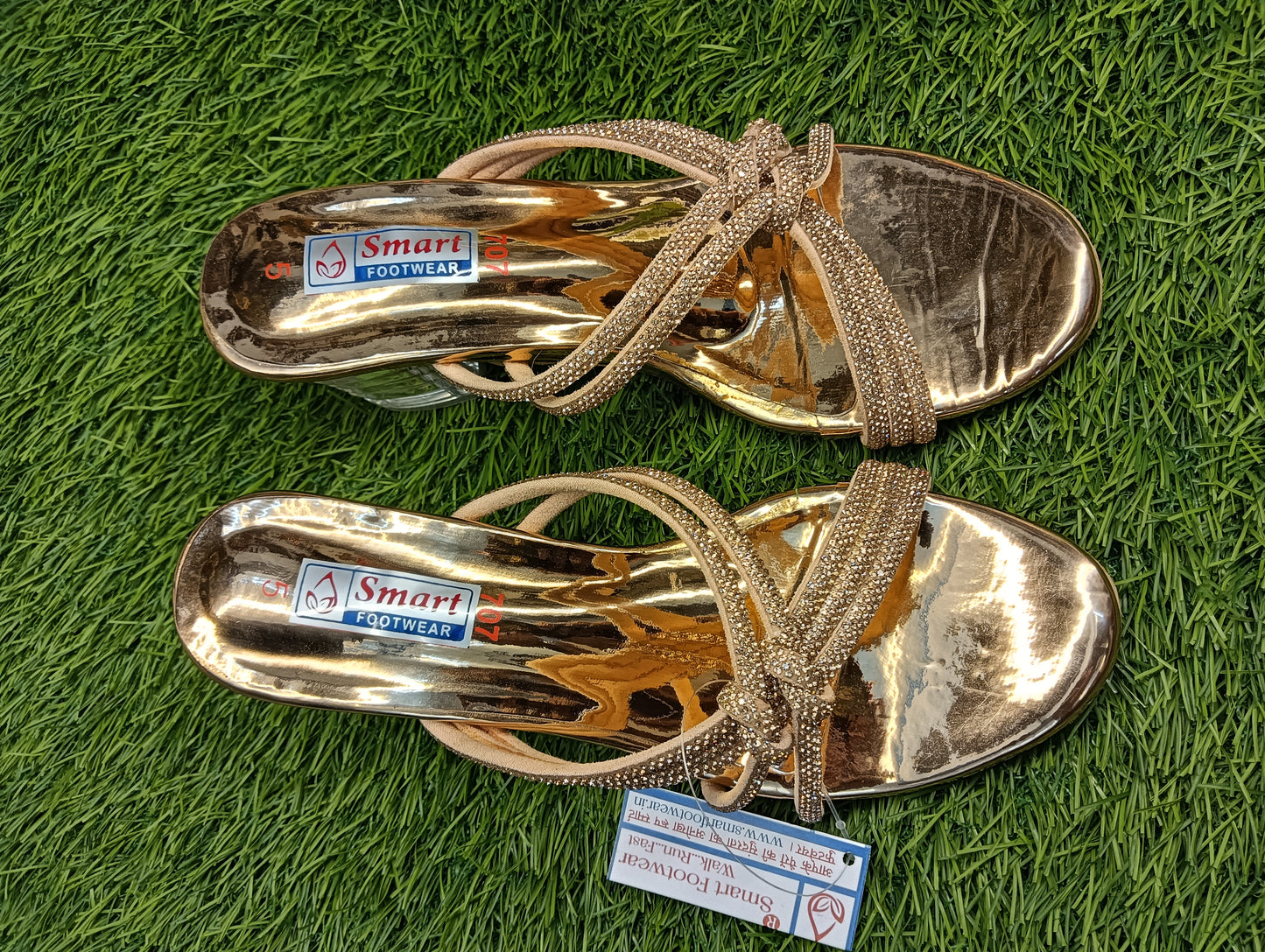 707, Women Party Wear Causal normal Hill Fancy Sandle. (Warranty For sole, Heel , Tapi And Pasting up to 90 days ) From Date of Purchaase.